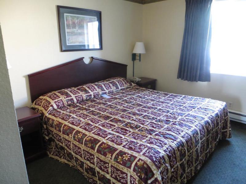 Hotel Super 8 By Wyndham Indianapolis/Ne/Castleton Area Esterno foto