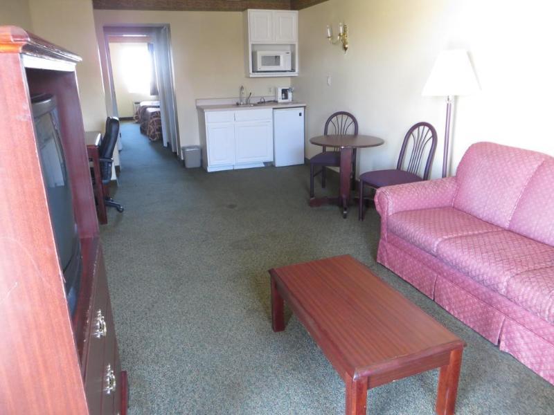 Hotel Super 8 By Wyndham Indianapolis/Ne/Castleton Area Esterno foto